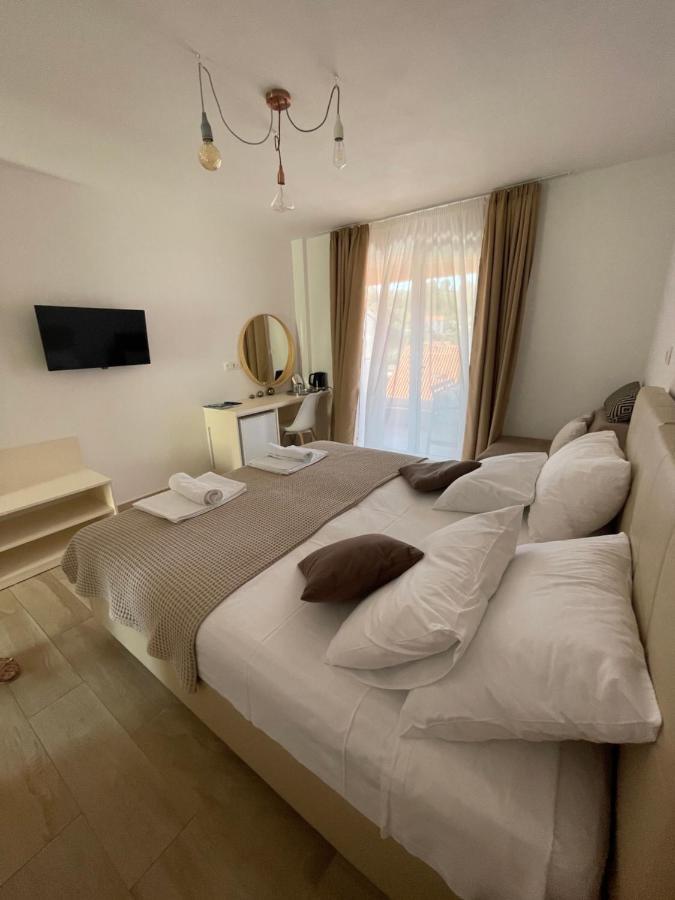 St. Nicholas Rooms Hvar Town Eksteriør billede